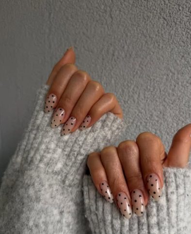 NailsByStar Studio nail art örneği 6